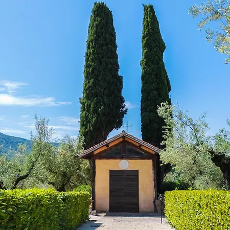Tenuta Colfiorito شقة روما