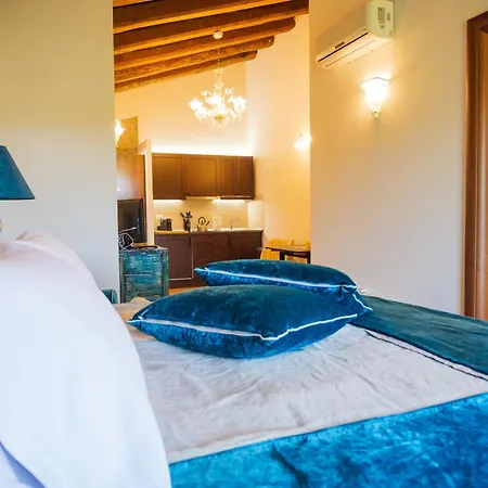 شقة Tenuta Colfiorito *
