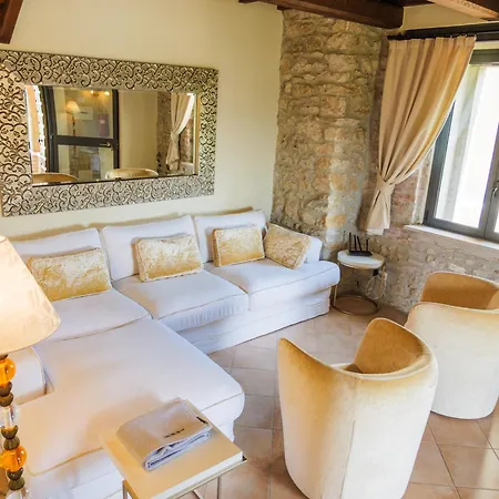 Tenuta Colfiorito شقة *